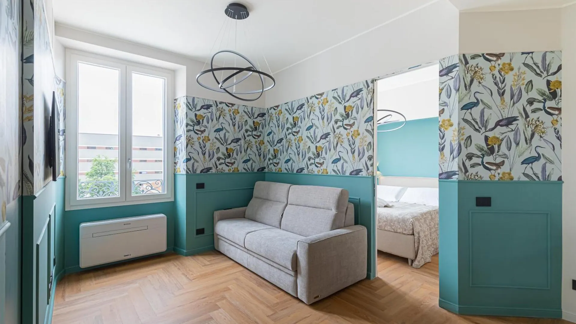 Richard\'S Apartments - Garibaldi location
